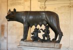 Photo 7 (la célèbre louve romaine (musées Capitolins))